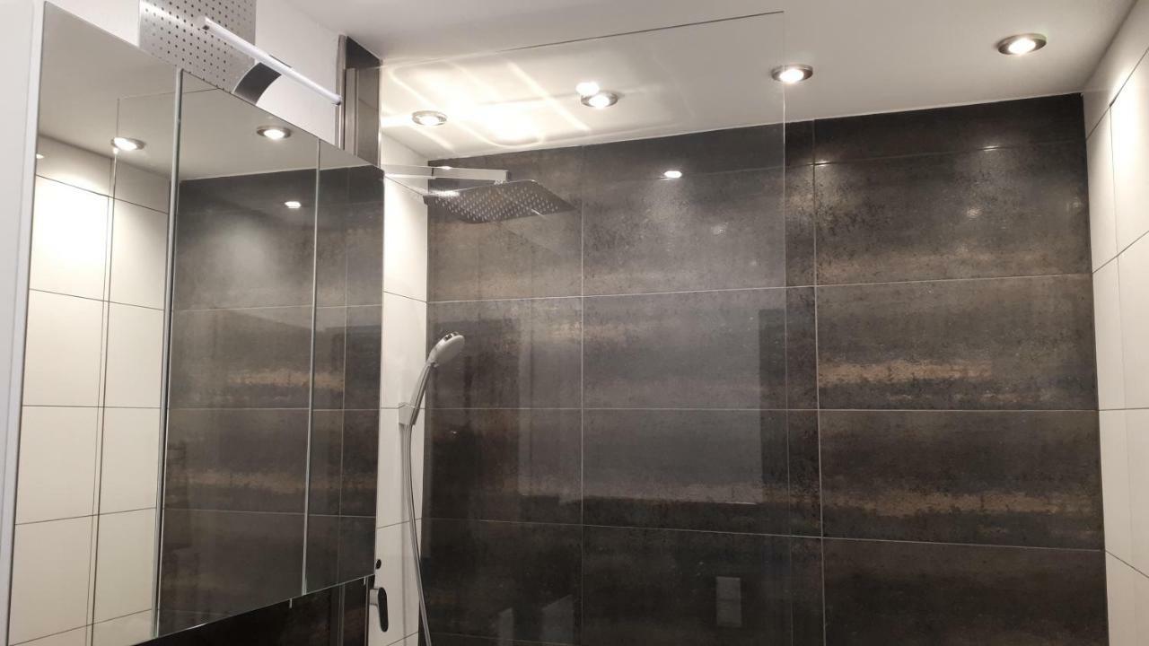 Das Platanenhaus - Ferienwohnung Am Bodensee Friedrichshafen Bagian luar foto